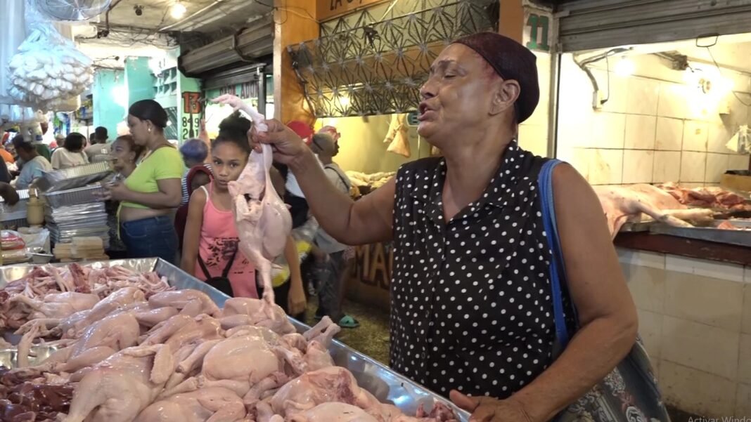 Organizaciones detallistas descartan escasez de pollo y huevo