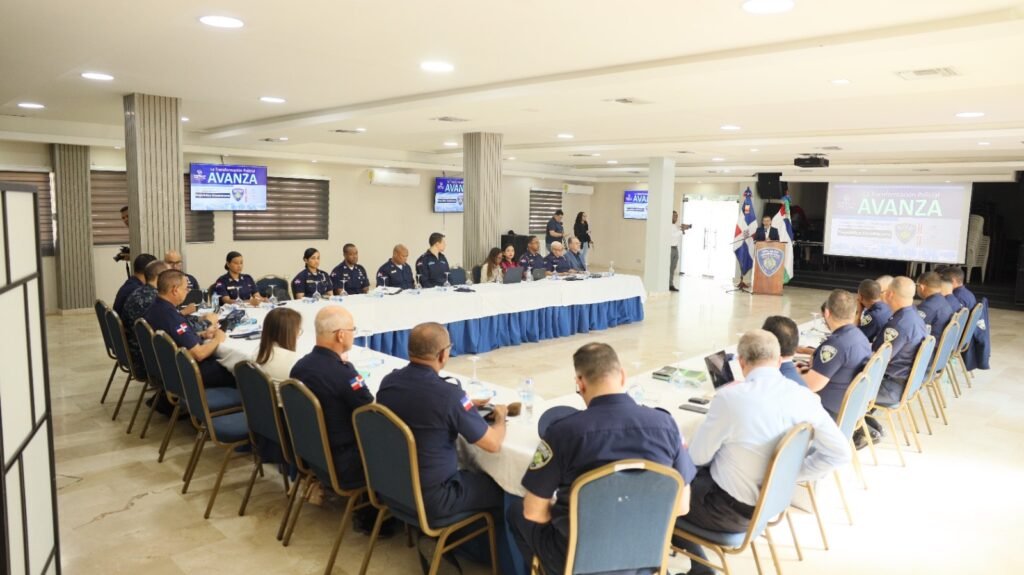 Policía Nacional realiza taller “Mesas de Valores: Transformando la Cultura” en cumplimiento de directriz presidencial
