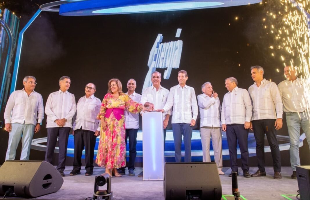 La ‘vainita’ de Manzanillo: Abinader enciende 414 MW y el Noroeste se pone ‘bacano’ La central Manzanillo: Abinader enciende 414 MW y el Noroeste avanza