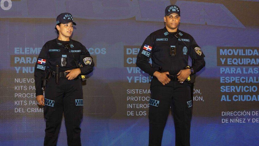 DGCP Lanza Consulta para Nuevos Uniformes Policiales Estandarizados