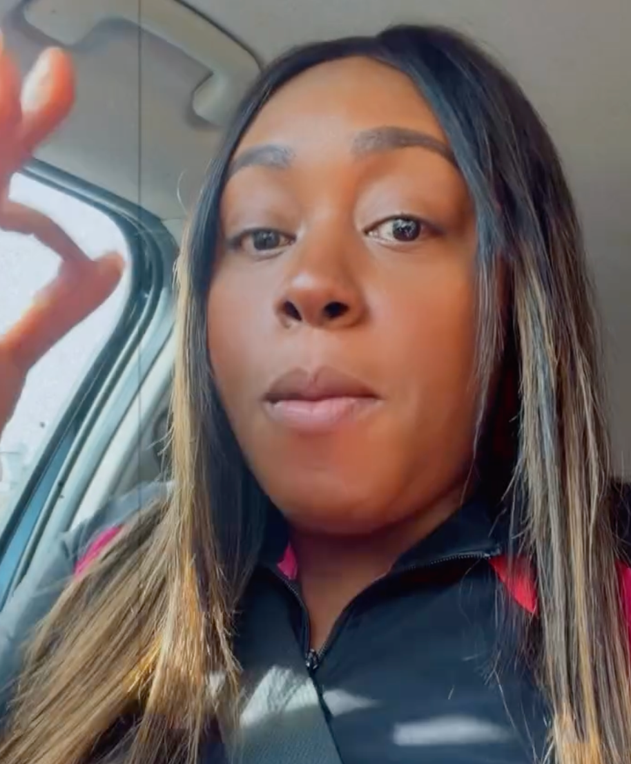 ¡Qué ‘Coro’! Denuncian Cobros Irregulares en Aduanas del AILA Cobros Irregulares en Aduanas del AILA Preocupan a Viajeros