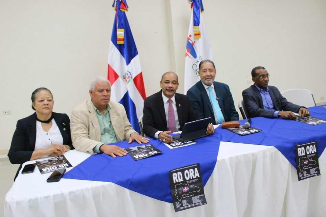 ¡La ‘vaina’ está dura! Evangélicos convocan a ‘RD ORA’ por la patria Evangélicos convocan a RD ORA por la patria