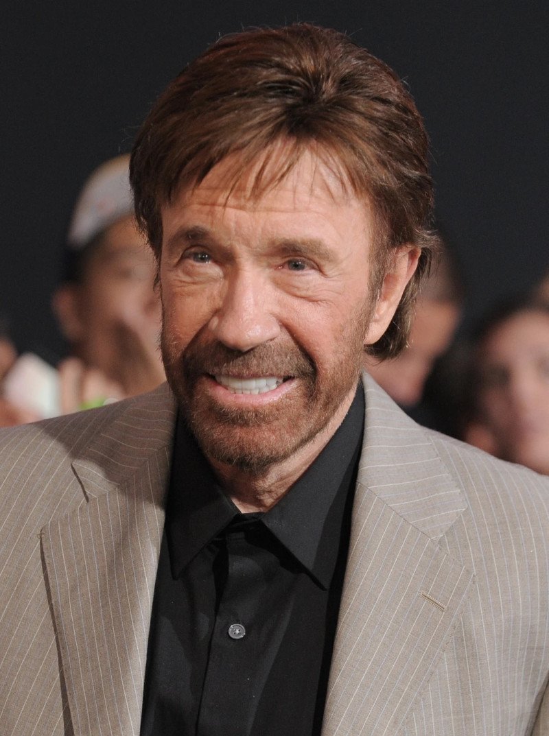 La Vaina Bacana de Chuck Norris: De la Pobreza a la Leyenda