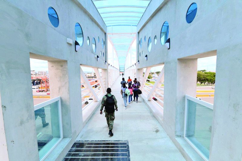 Nuevo Peatonal del Kilómetro 9 de la Autopista Duarte: Modernidad y Seguridad para los Ciudadanos