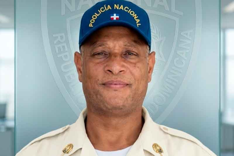 ‘La Vaina’ del Coronel: Abuso Policial en Los Mina Que Estremece al País La Vaina del Coronel: Abuso Policial en Los Mina Que Estremece al Pais