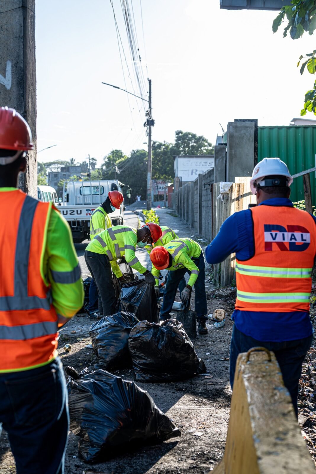 RD Vial: Un Servicio Eficiente Manteniendo Carreteras Limpias en Semana Santa