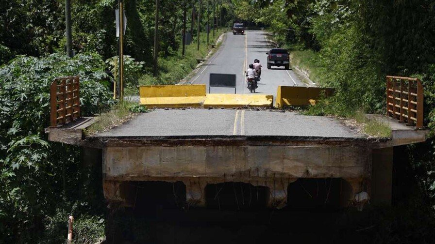 ¡Un ‘Relajo’ de Puentes! Monte Plata y Santo Domingo Piden Solución a Vías Clave Puentes en Monte Plata y Santo Domingo: Urgente Solución a Vías Clave