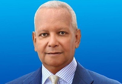 Con Los Famosos: Domingo Bautista al frente