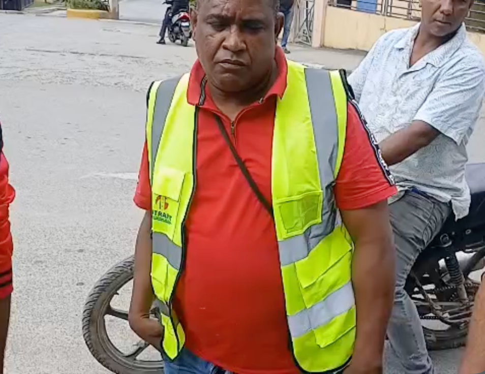 El ‘Relajo’ de las Paradas: Un Lío en Sabana Perdida El Relajo de las Paradas: Un Lío en Sabana Perdida