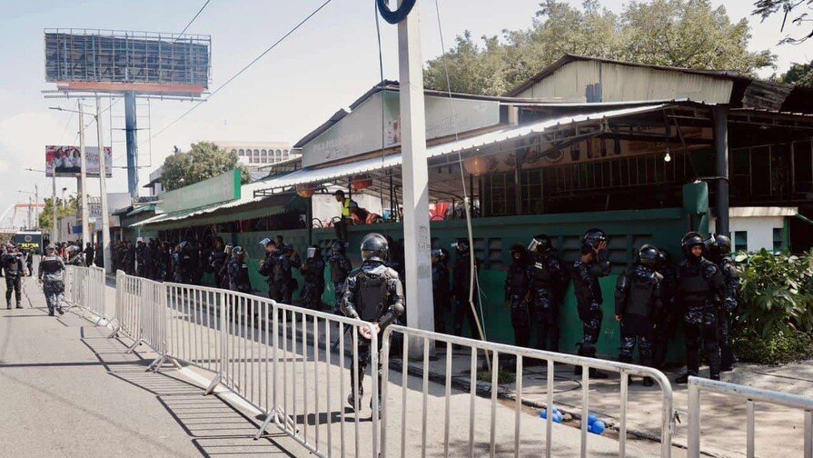 El Desalojo de Teleofertas: Una ‘Vaina’ de ‘Ocupación Ilegal’ con Veredicto Judicial El Desalojo de Teleofertas: Una Situación de Ocupación Ilegal con Veredicto Judicial