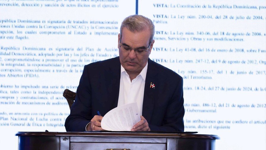 Adiós a las Candidaturas Independientes: Abinader Cambia el Panorama Electoral