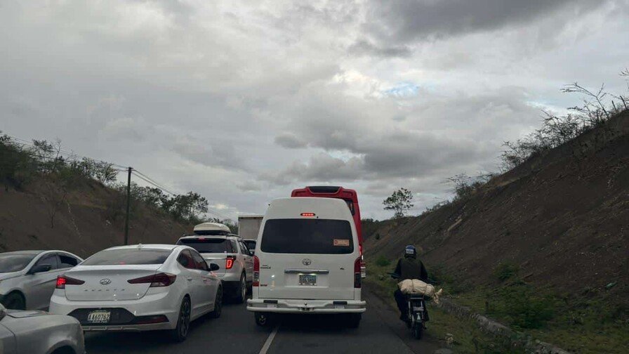 El Tapon Jevi del Jueves Santo Un Viaje a la Paciencia Pal Sur