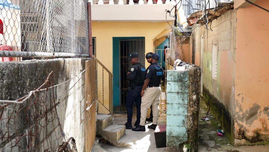 Tragedia en Los Girasoles: Interrogan a muchas personas por el caso de la niña de la mochila