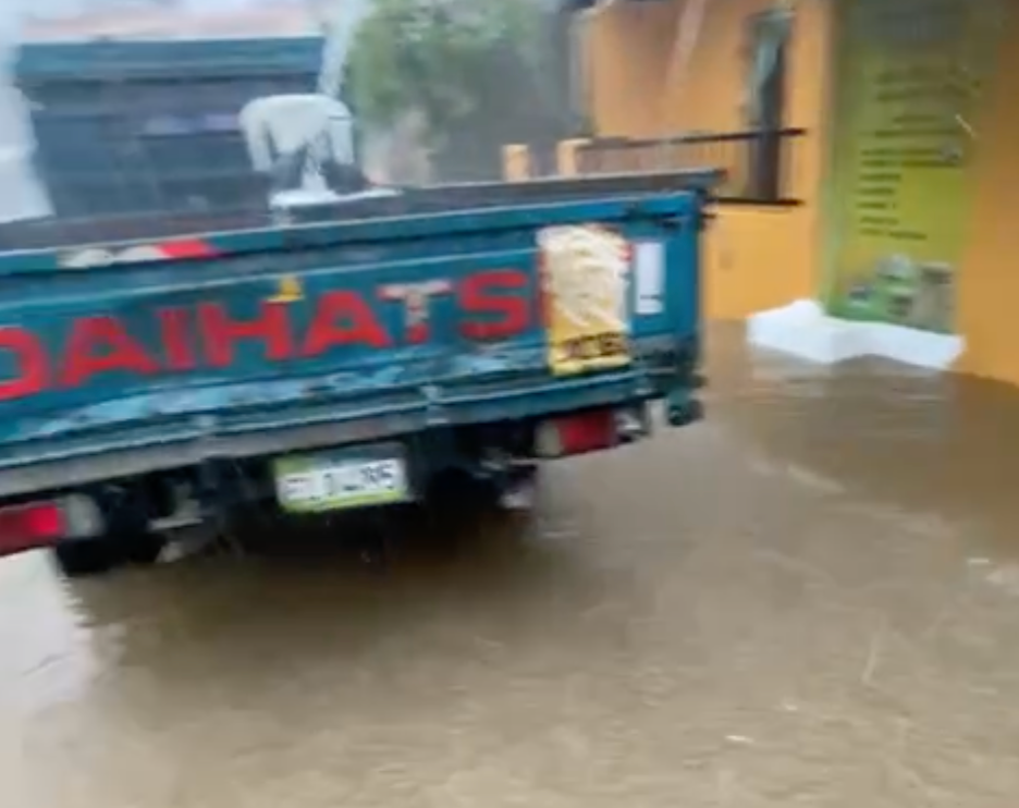 Inundaciones en Los Mina: La Vaina Tiene a la Gente Jala