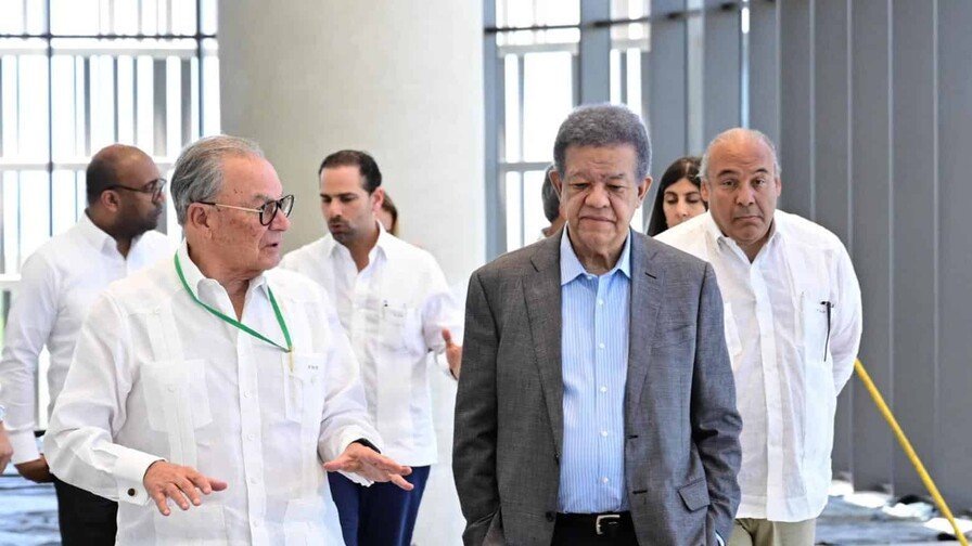 Leonel en Punta Cana: Un ‘jevi’ recorrido por la cultura y la logística Leonel en Punta Cana: Un recorrido por la cultura y la logística