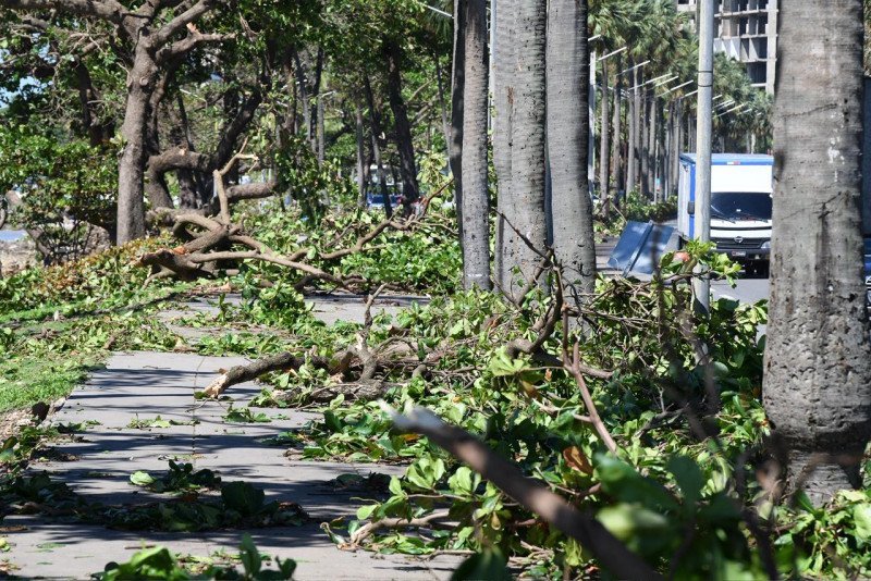 El ‘desbarajuste’ de las lluvias en el Gran Santo Domingo: Calles y servicios en la lona El desorden de las lluvias en el Gran Santo Domingo: Calles y servicios afectados