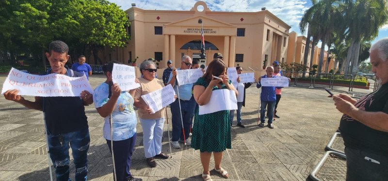 Comunidad Ciega se Activa Frente al Palacio Nacional por el CECAPCI
