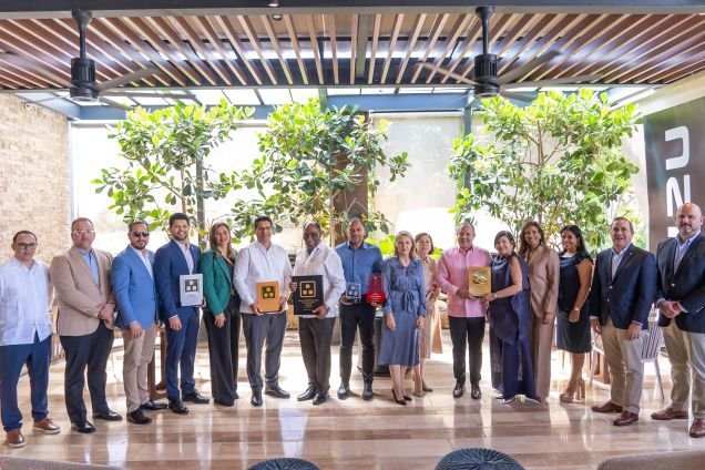 Reid & Compañía premia a sus ‘dealers’: ¡Un ‘coro’ de reconocimiento al ‘tigueraje’ automotriz! Reid y Compañía premia a sus dealers: Un coro de reconocimiento al tigueraje automotriz