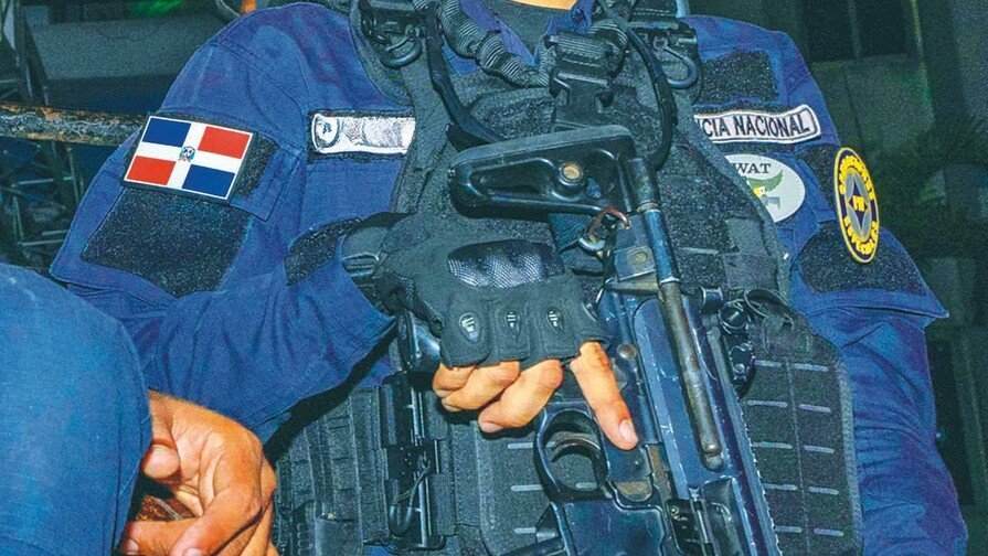 La ‘Vaina’ está ‘Heavy’: Uniformes policiales manchados por feminicidios La situación está grave: Uniformes policiales manchados por feminicidios