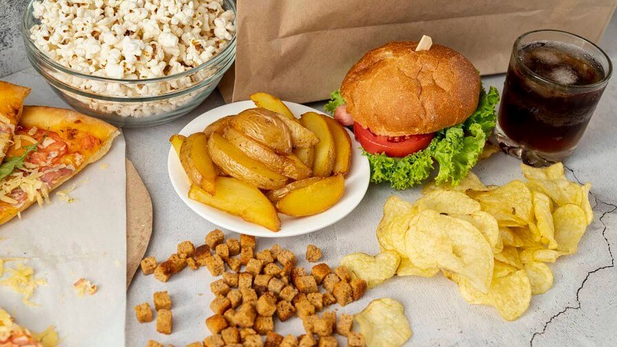 Alimentos Ultraprocesados Aumentan Riesgos de Salud