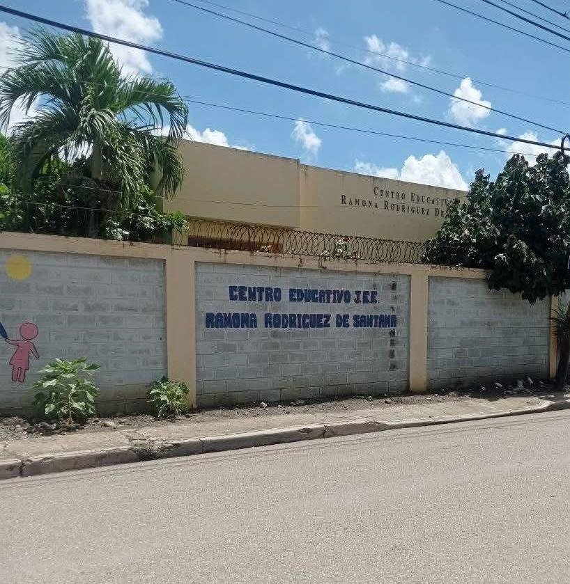 Operativo médico y jornada social gratuita en Las Uvas, La Vega