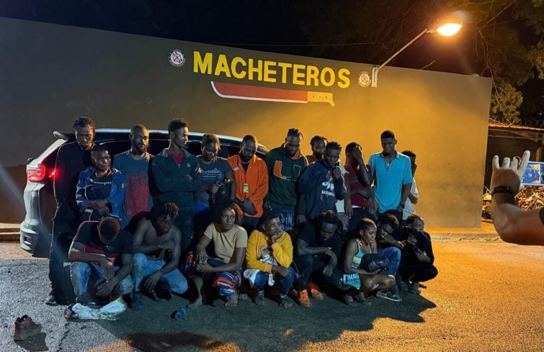 Ejército detiene 23 indocumentados en Valverde