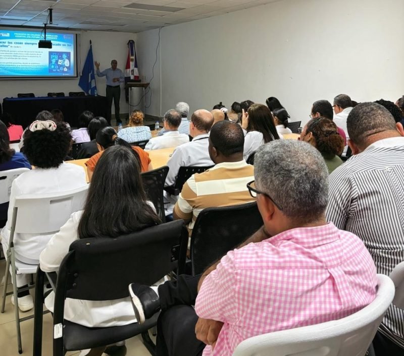 El Robert Reid se pone ‘bacano’: Hacia una Gestión Hospitalaria del Futuro El Robert Reid se pone bacano: Hacia una Gestion Hospitalaria del Futuro
