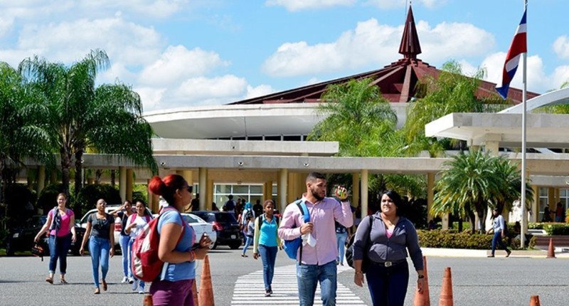 ¡Qué ‘vaina’ fuerte! La deserción universitaria, un ‘dolor de cabeza’ para el futuro del país La deserción universitaria, un dolor de cabeza para el futuro del país
