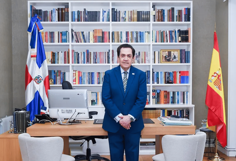 Tony Raful: El Tigueraje Diplomatico Va Para Guinea Ecuatorial