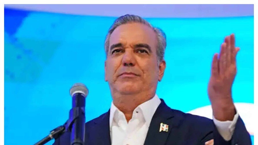 Abinader recibe premio a la libertad económica en Miami