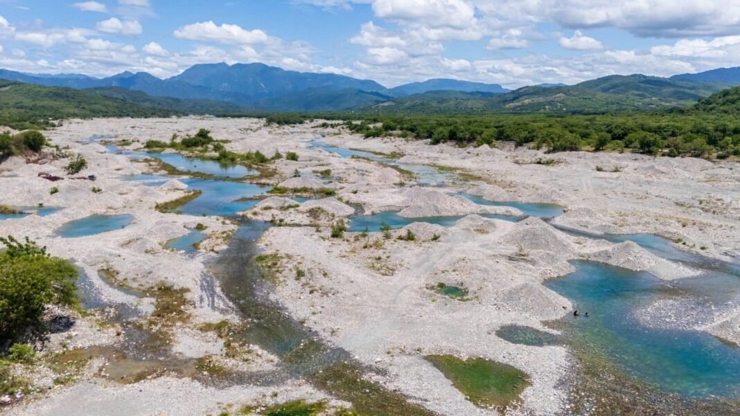 El Río Nizao: Medio Ambiente declara intervención urgente