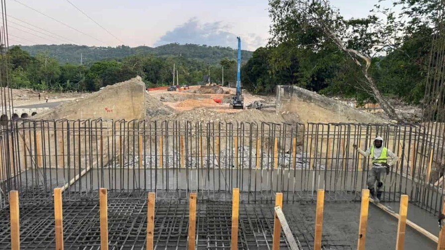 ¡Qué ‘Vaina’ Bacana! MOPC Habilita Desvío Provisional en Río Camú para Conectar Santiago-Puerto Plata El MOPC Habilita Desvío Provisional en Río Camú para Conectar Santiago-Puerto Plata