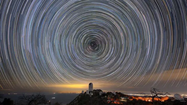 ¡Qué ‘vaina’ de mapa! El universo en 3D nos revela sus ‘cherchas’ ocultas El impactante mapa 3D del universo y sus revelaciones sobre la energía oscura