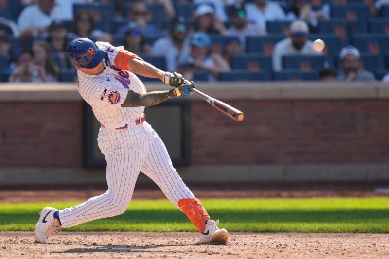 Mets remontan a Yankees en el Metro Series