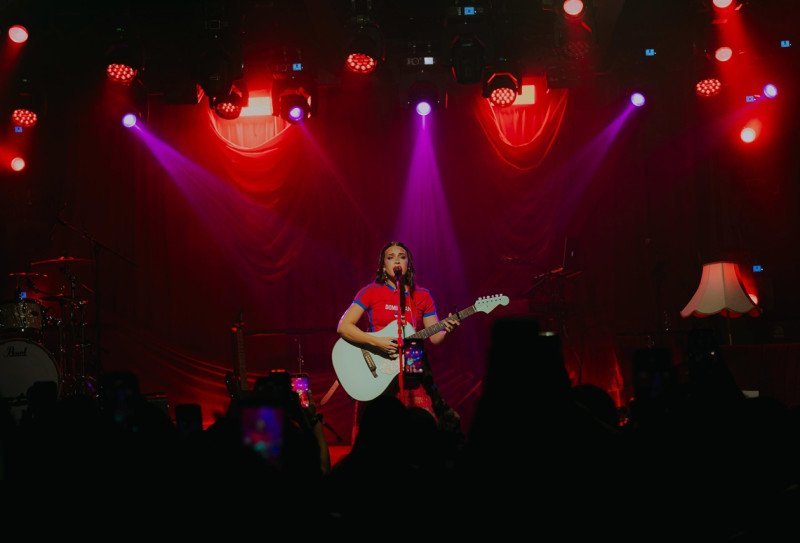 Zhamira Zambrano armó un ‘showsazo’ en Hard Rock: ¡La vaina se puso ‘jevi’! Zhamira Zambrano en Hard Rock: Éxito de su primer concierto en RD