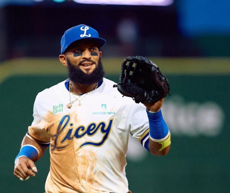 Emilio Bonifacio El Tigueraje Azul no Cuelga los Spikes