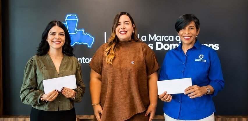 ApartamentosRD apoya terapias para niños con autismo