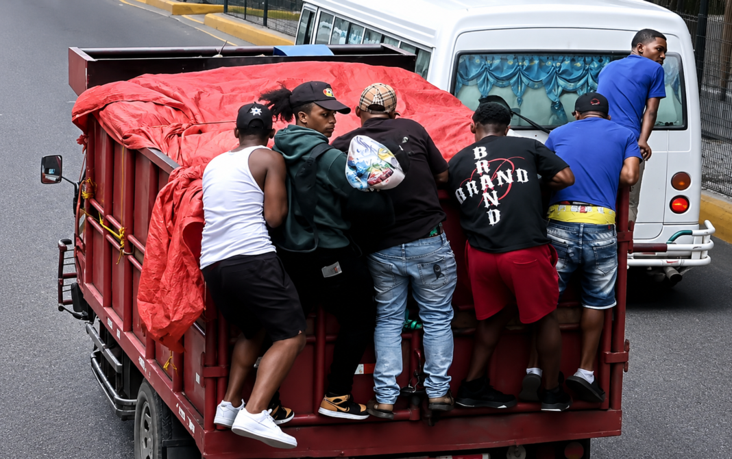 Asalto a Camión del Plan Social: Siete Arrestados