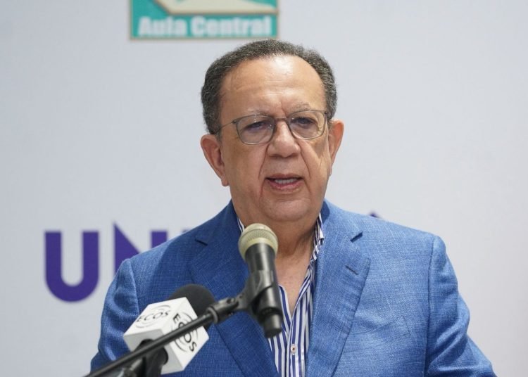 Banco Central culmina Diplomado de Economía para Comunicadores en La Vega
