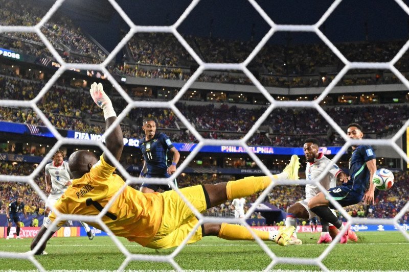 ¡Qué ‘vaina’ buena! Brasil golea y avanza, Haití se va del ‘coro’ mundialista Brasil golea y avanza, Haití eliminado del Mundial