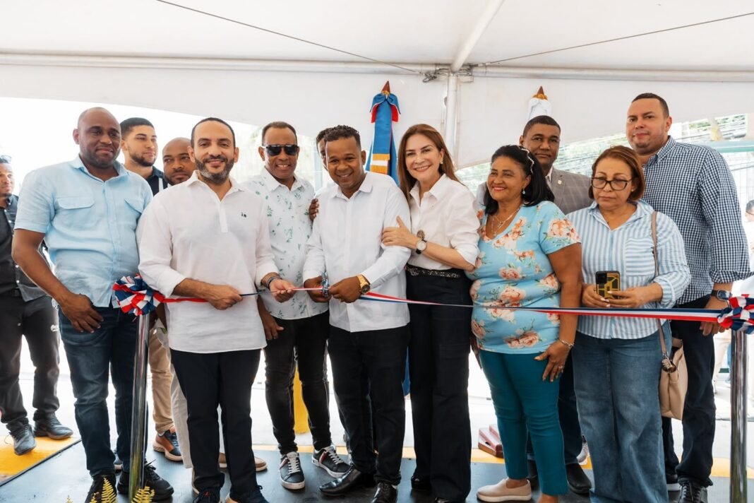 Carolina Mejía le da un ‘palo’ a Los Girasoles con un Parque Monumental bacano Carolina Mejía inaugura Parque Monumental en Los Girasoles
