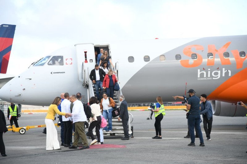 ¡Qué ‘Vaina’! Dominicanos Repatriados Narran el Drama de los Terremotos en Venezuela Dominicanos Repatriados Narran Drama de Terremotos en Venezuela