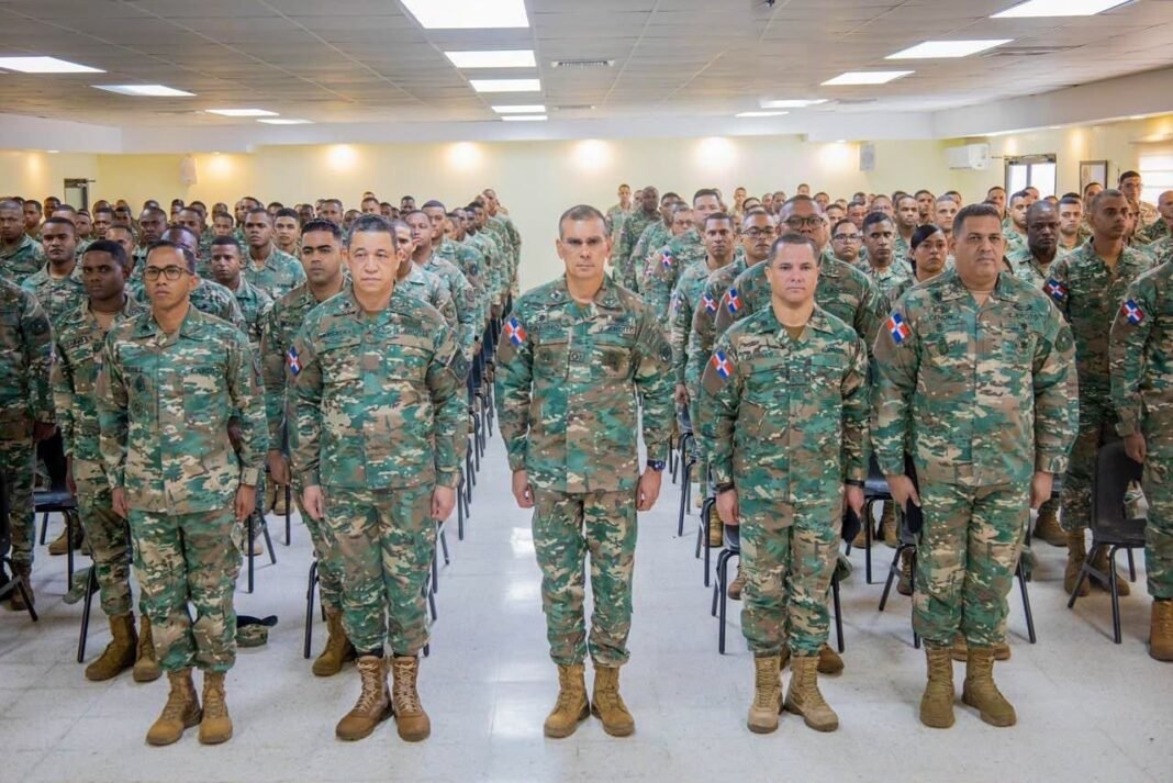 Ejército gradúa a 260: Un coro de profesionales para la nación