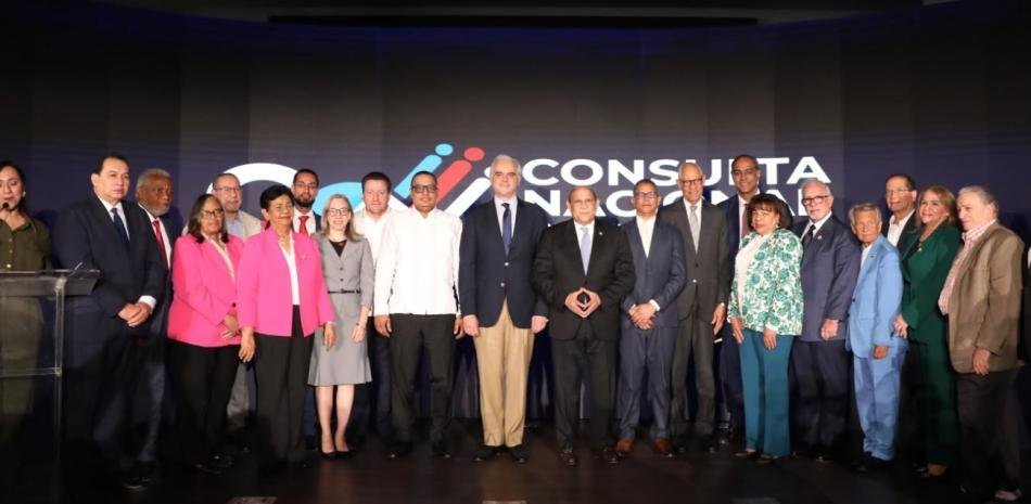 Gobierno lanza consulta nacional para la reforma educativa en República Dominicana