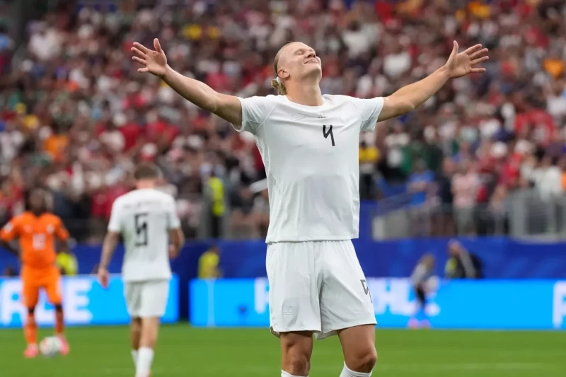 ¡Haaland pone a Noruega ‘bacana’ a octavos! ¡Qué ‘vaina’ buena! Haaland pone a Noruega a octavos Que vaina buena