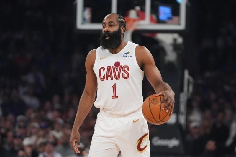 James Harden en un ‘Lío’ con la Ley por Arma en Houston James Harden en Lio con la Ley por Arma en Houston
