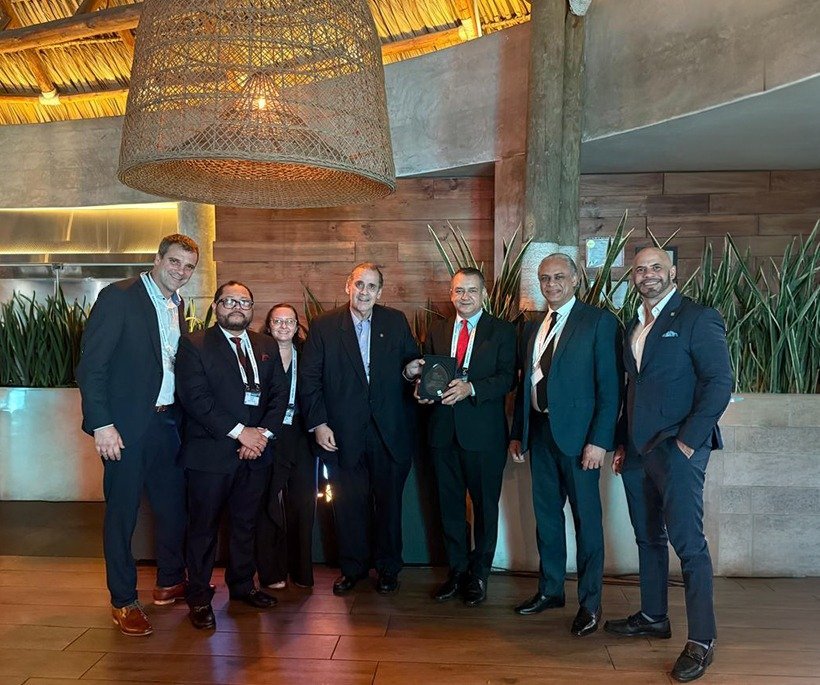 ¡Qué ‘Vaina Bacana’! La JCE se lleva el premio a la cédula más segura de LatAm La JCE se lleva el premio a la cedula mas segura de LatAm