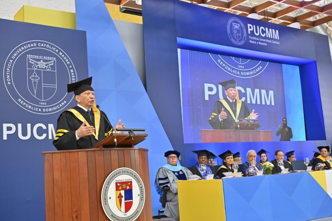 La ‘Vaina’ de la Ética y la IA: Leonardo Aguilera a los Graduados de la PUCMM La Ética y la IA: Leonardo Aguilera a los Graduados de la PUCMM