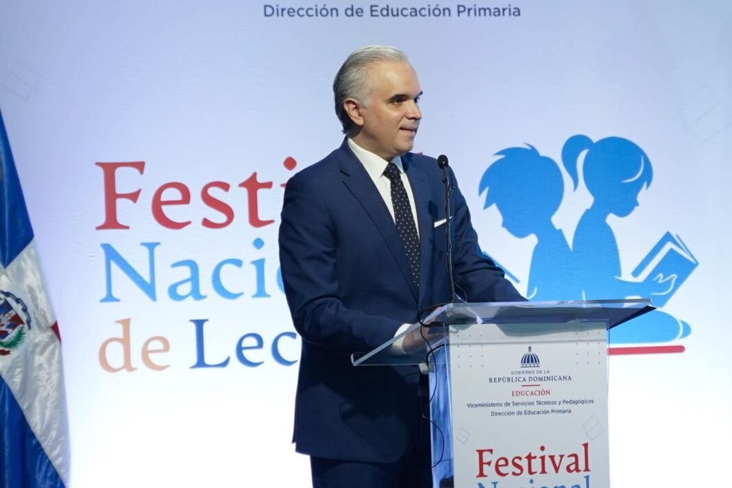 Minerd impulsa la lectura en el primer ciclo de primaria