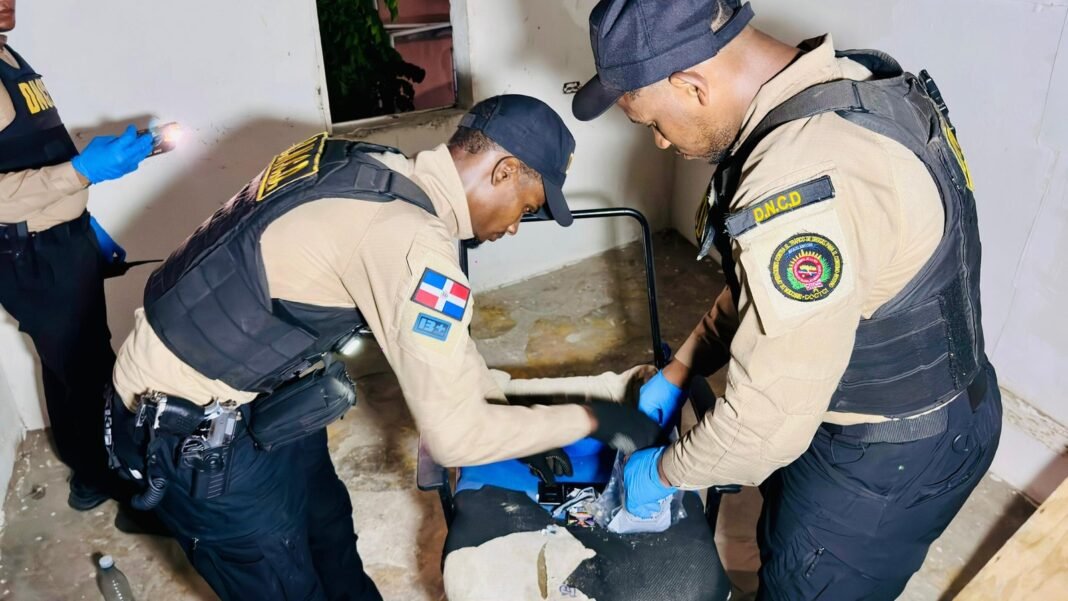 ¡Vaina caliente! Desbaratan puntos de drogas en SDO con ‘operación antidrogas’ Desarticulan redes de microtráfico en Santo Domingo Oeste tras importante operación